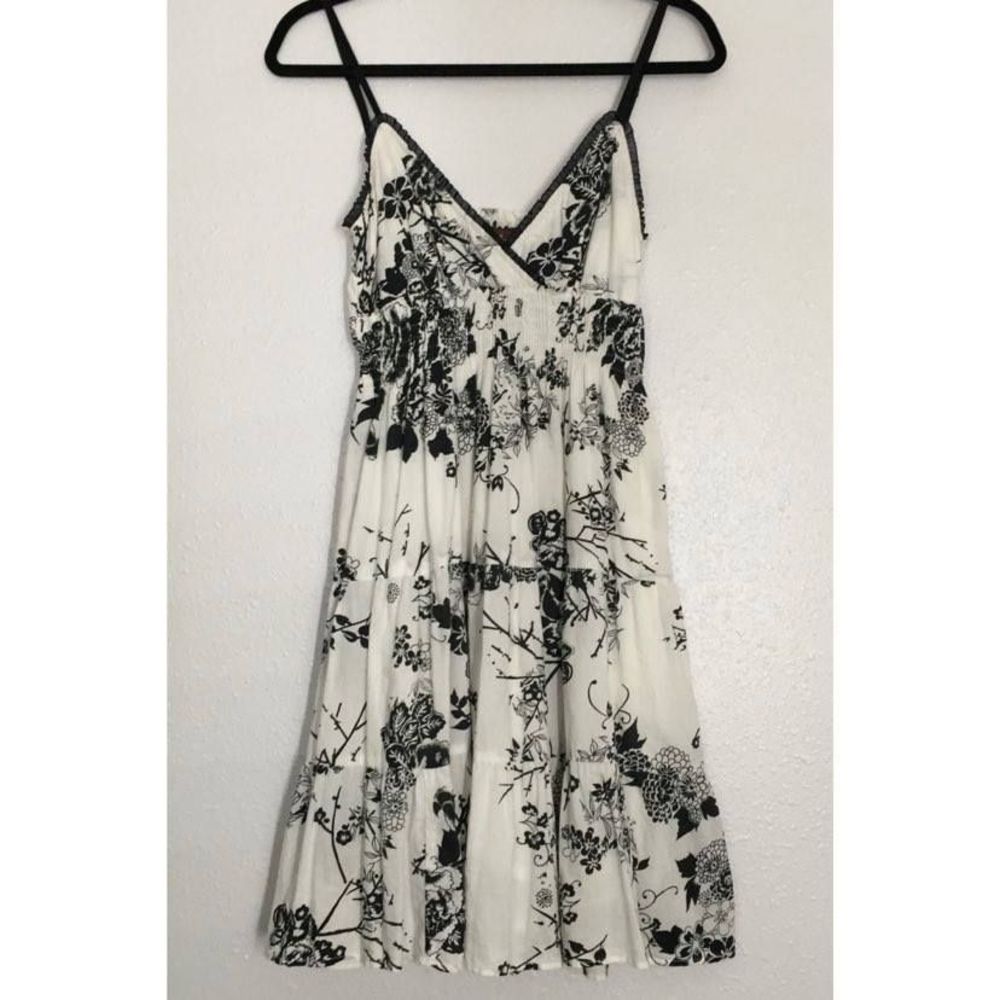 Speed Control  Medium Kid's White & Black Dress